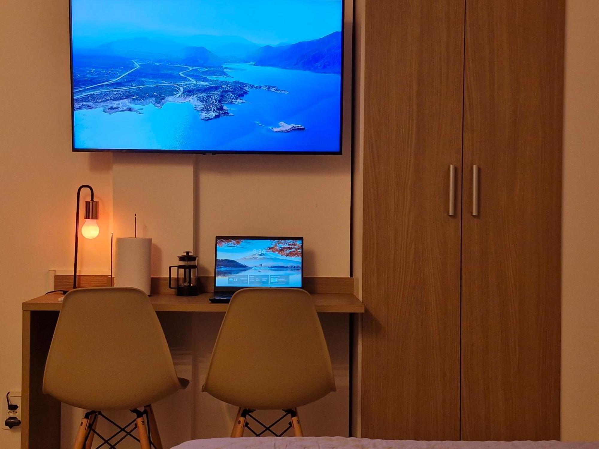 Estudio Moderno No Coracao Do Apartment *